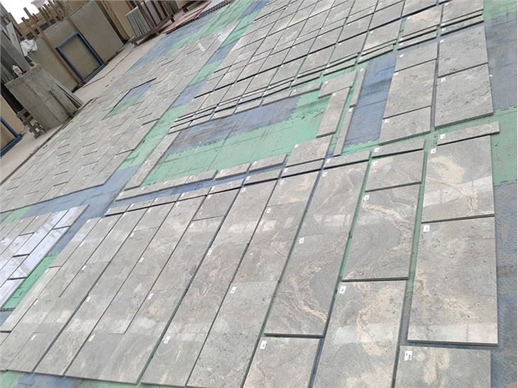 Silver Moon Granite Tile 01