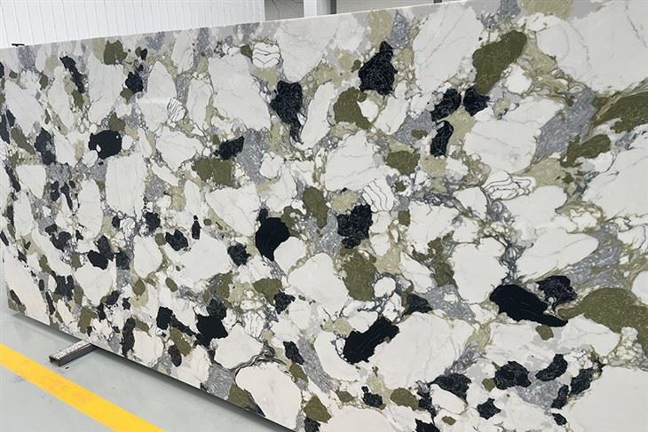 Ice Green Quartz Slab 03